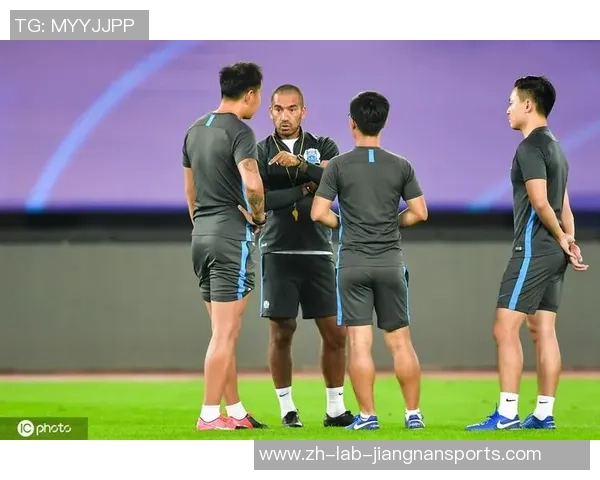 足球领队文案创意分享助力球队提升士气与凝聚力